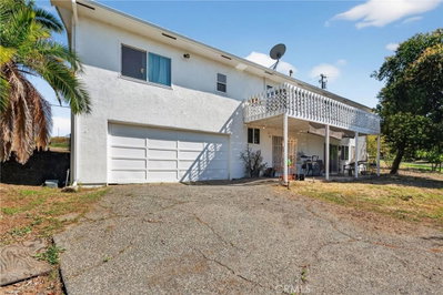10079 Lilac Road, Escondido, CA 92026