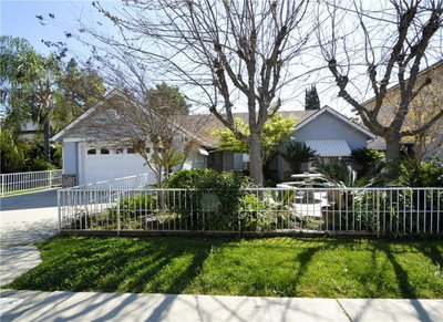 2037 Decatur, Fresno, CA 93720