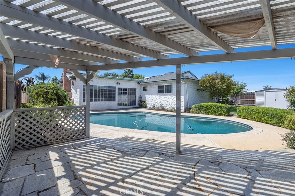 Property photo 32