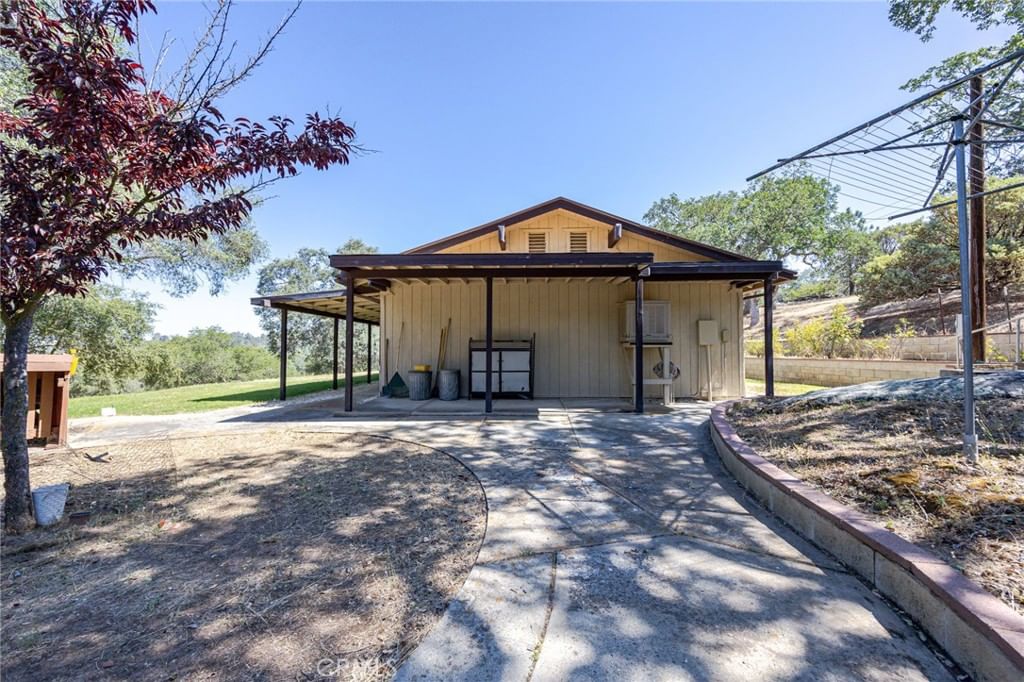 Property photo 40