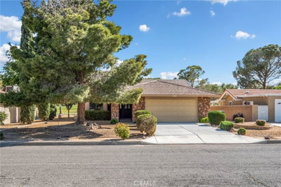 14805 Greenbriar Road, Helendale, CA 92342