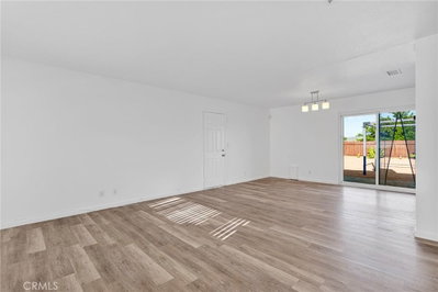 12696 Kiowa Road, Apple Valley, CA 92308