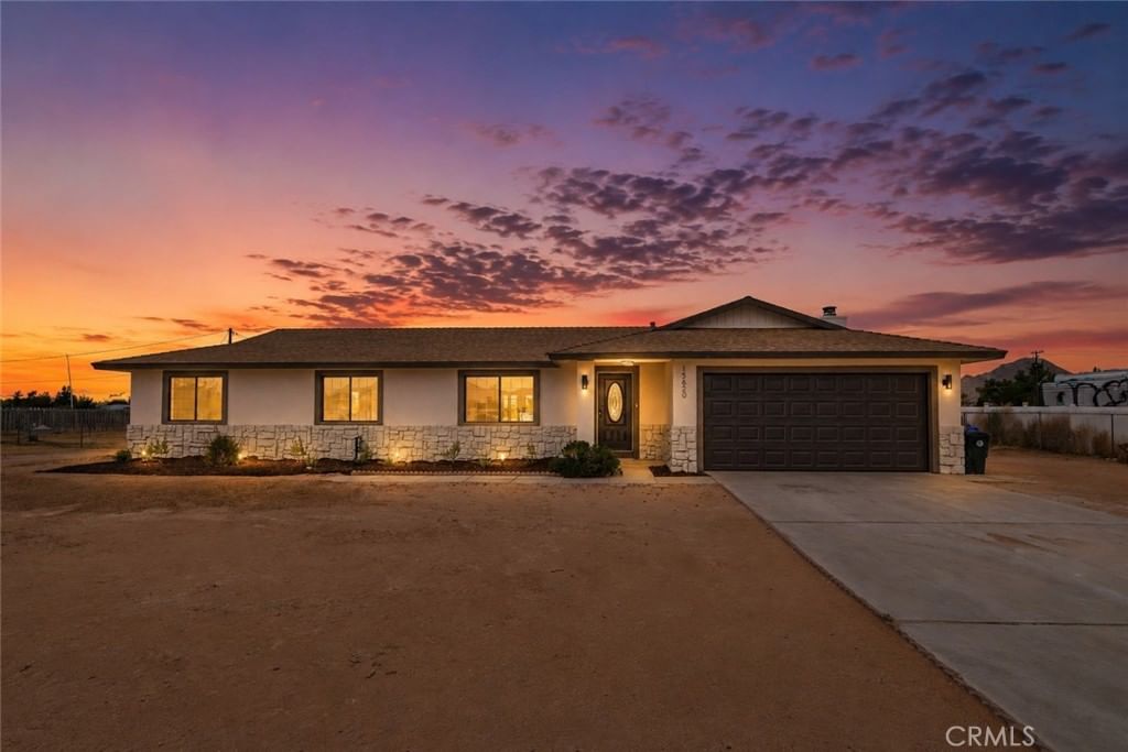 15620 Comanche Road, Apple Valley, CA, 92307