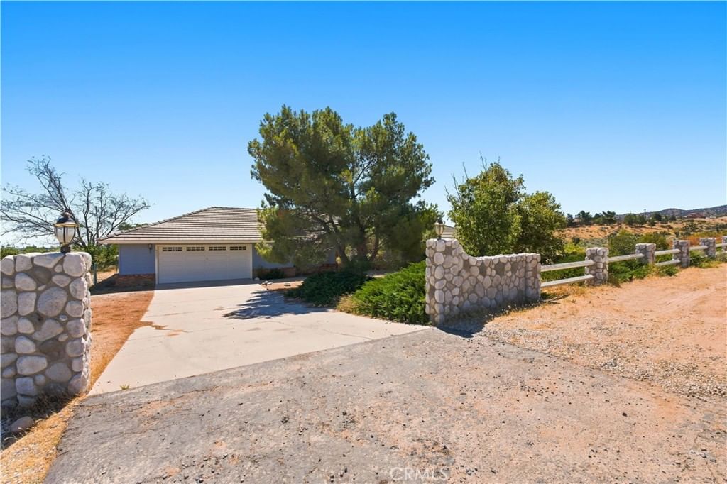8451 Sky Harbor, Phelan, CA, 92371