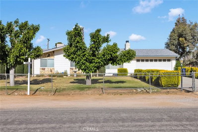 13392 Yakima, Apple Valley, CA 92308
