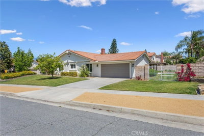 1529 Conestoga Court, Redlands, CA 92373