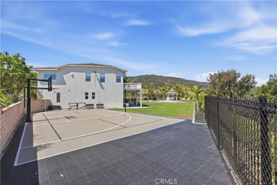 4241 Stonebriar, Corona, CA 92883