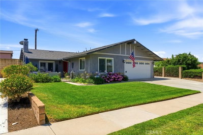 27803 Rainbow Lane, Highland, CA 92346