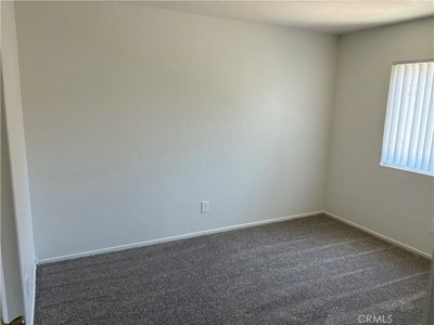1425 Keystone, San Bernardino, CA 92407