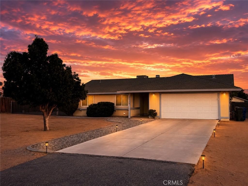 22779 El Centro, Apple Valley, CA, 92307