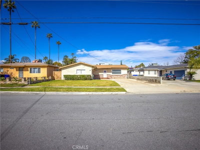 17320 Anastasia, Fontana, CA 92335