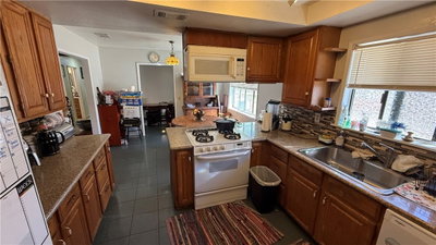 9230 Choiceana, Hesperia, CA 92345