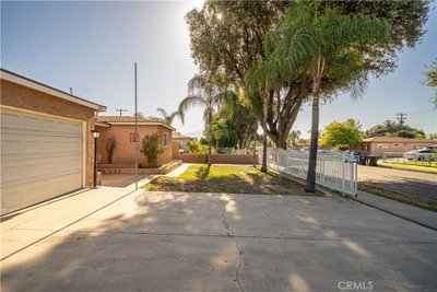 1854 Cleveland, San Bernardino, CA 92411