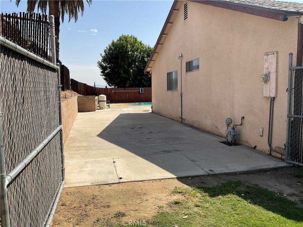 Property photo 37