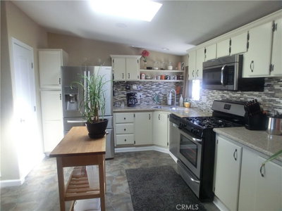 9282 Caughlin, Phelan, CA 92371