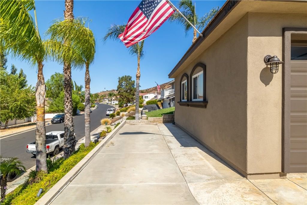 31028 Emperor Drive, Canyon Lake, CA, 92587