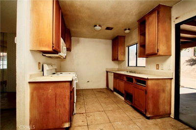 7611 La Paz Court, Yucca Valley, CA 92284