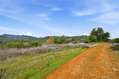 850 Old Long Valley, Clearlake Oaks, CA 95423