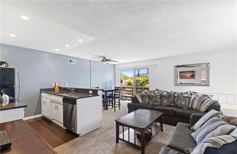 3206 Balboa Boulevard