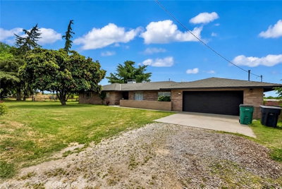 7119 Mercedes, Winton, CA 95388