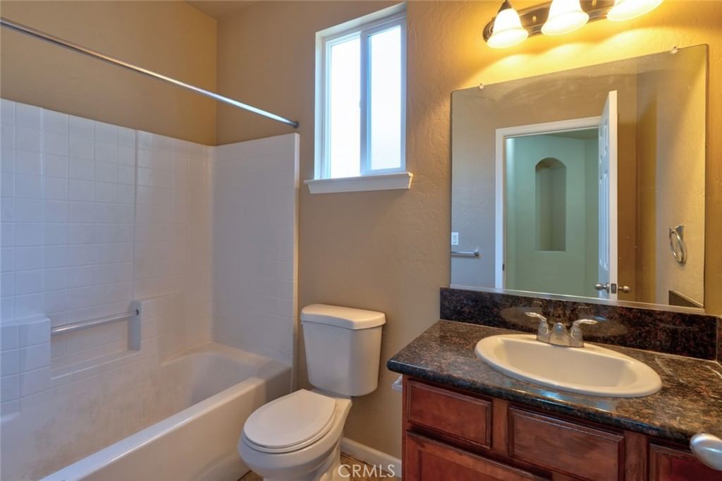 Property photo 32