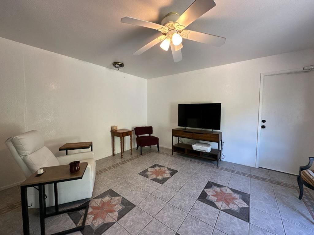 Property photo 90