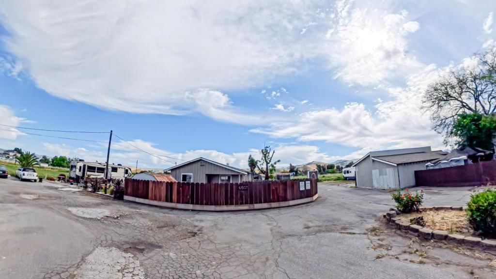 Property photo 18