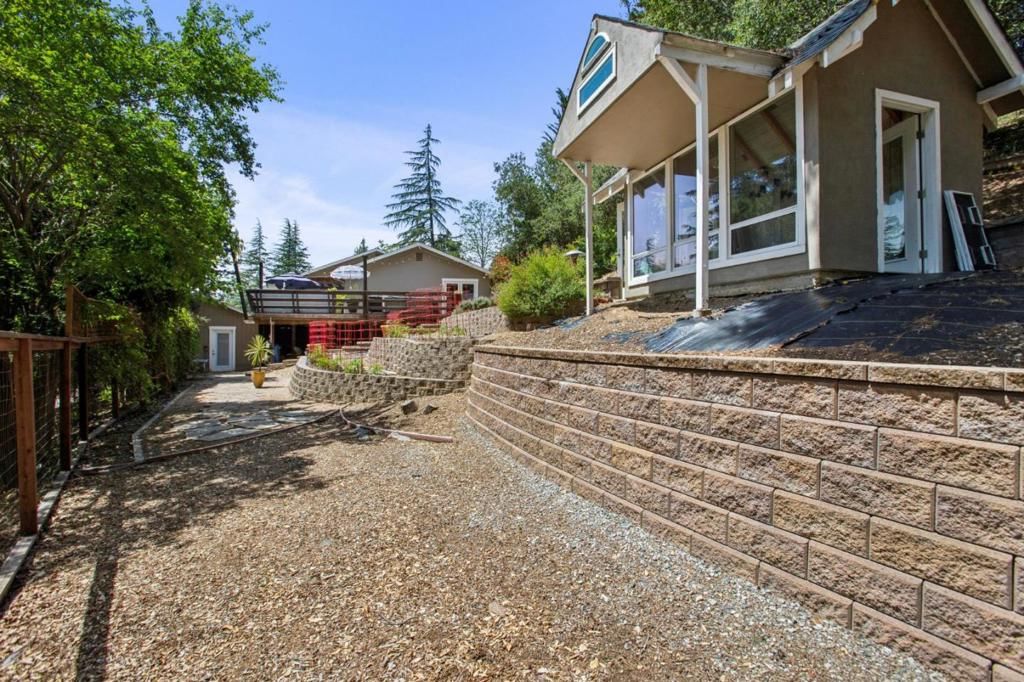 Property photo 61
