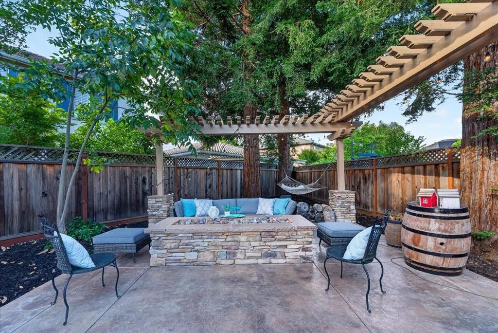 Property photo 63