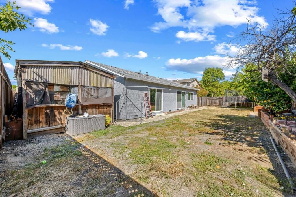 Property photo 30