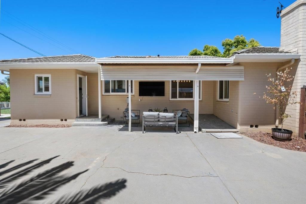 Property photo 33