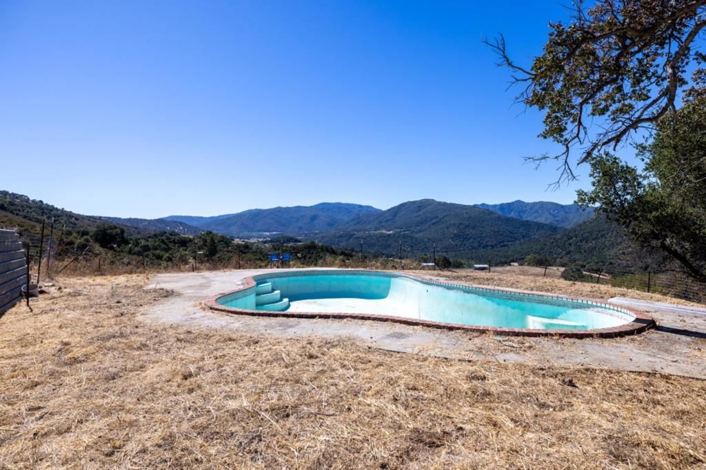 190 Cachagua Road, Carmel Valley, CA, 93924