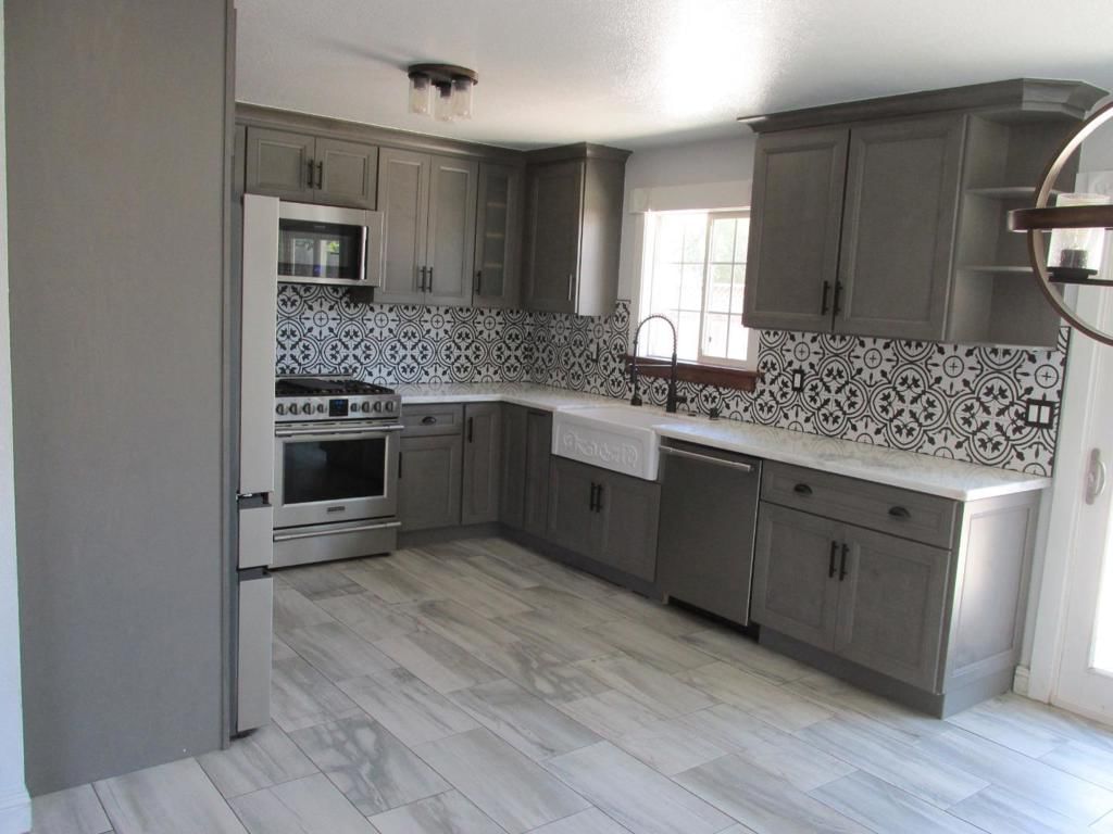 320 Mccarthy Street, Hollister, CA, 95023