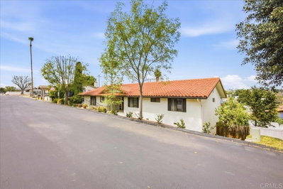 258 Vista Grande, Escondido, CA 92025