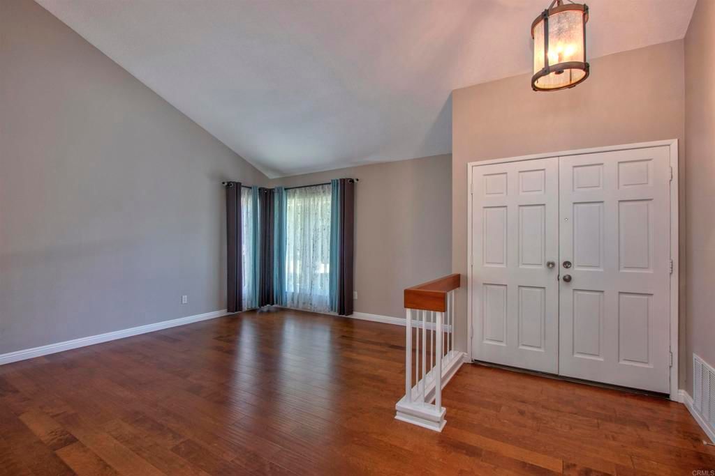 1140 Countrywood Lane, Vista, CA, 92081
