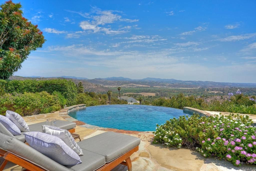 Property photo 73