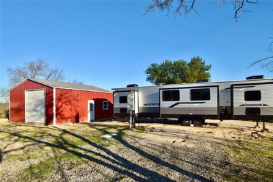 53292 Smith Road, Bradley, CA 93426