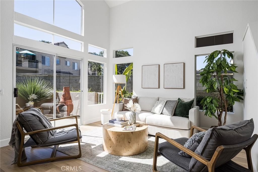 30 Sunbridge Place — photo 1