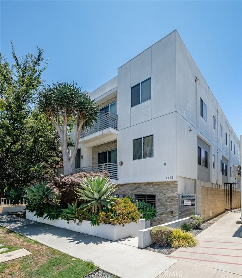 1715 Armacost Avenue #2 — photo 2