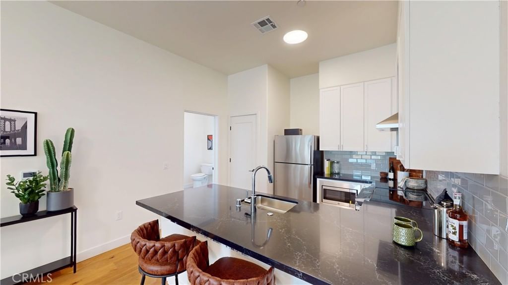 1878 Walnut Street, 203, Pasadena, CA, 91107