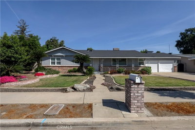 494 Merritt Avenue, Tulare, CA 93274