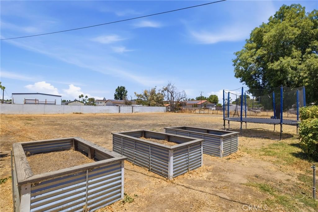 Property photo 46
