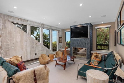 941 Nolbey Street, Cardiff By The Sea, CA 92007