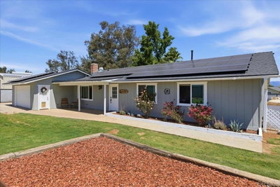 1412 Keyser Rd, Ramona, CA 92065