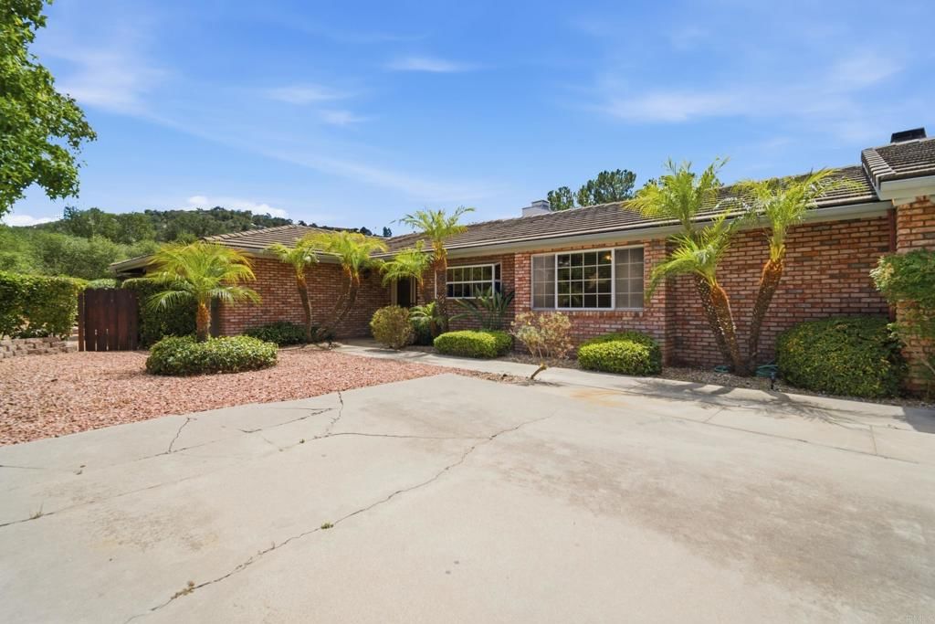 28104 Glenmeade Way, Escondido, CA, 92026