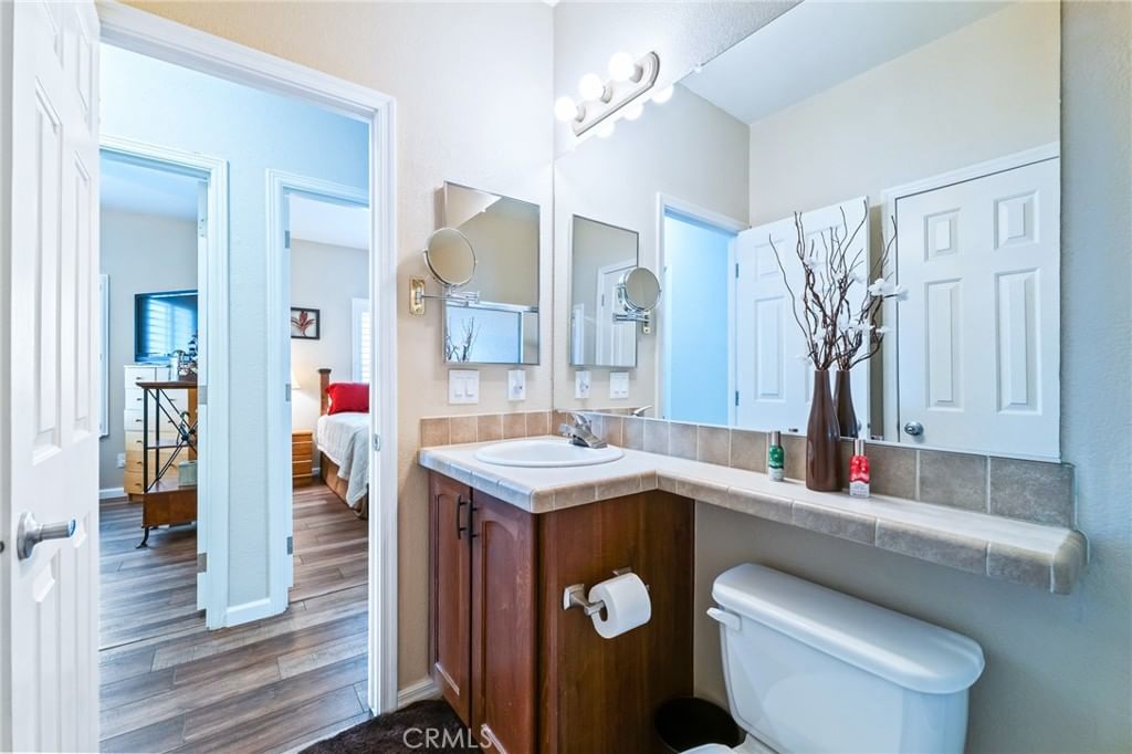 Property photo 33