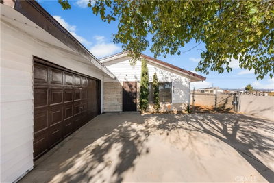 8443 Dogbane, California City, CA 93505