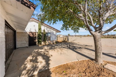 8443 Dogbane, California City, CA 93505