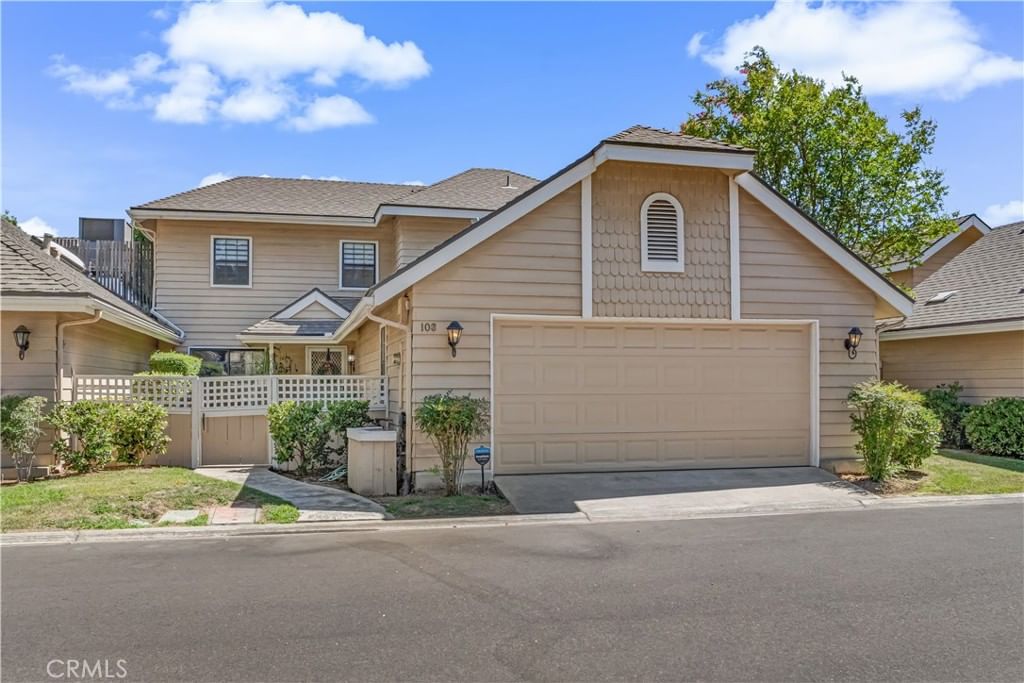 5110 Fruit, Fresno, CA, 93711