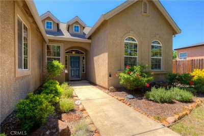 1935 Tarmac, Redding, CA 96003